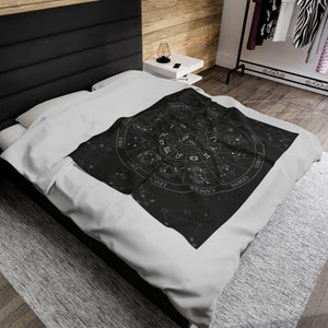 Velveteen Plush Zodiac Blanket - Mermaid Venom