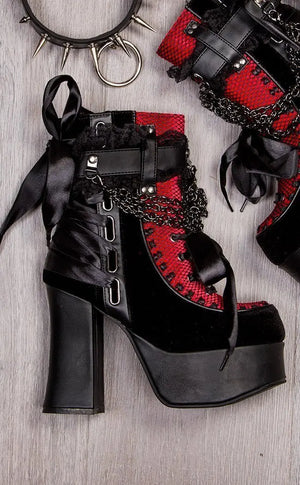 Dark Dreams Chained Platform Boots